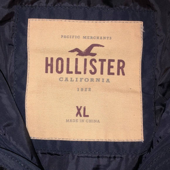 Men’s Hollister Jacket - Picture 2 of 3